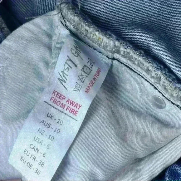 Nasty Gal Denim High Waisted Tapered Mom Jeans 6 Light Blue Wash - Picture 4 of 7